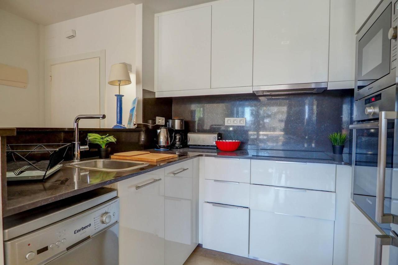 Mediterraneo Seaview Apartment By Hello Homes Sitges Ngoại thất bức ảnh