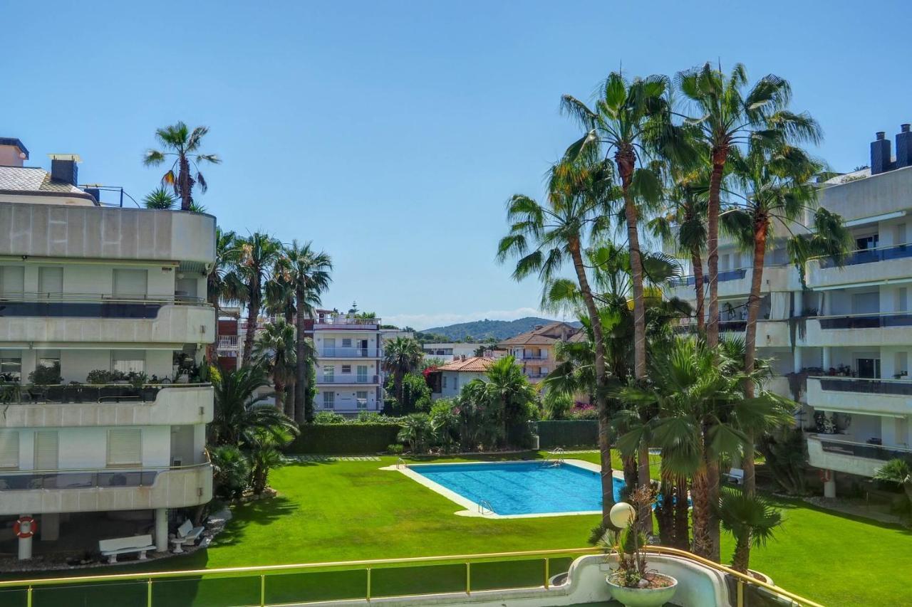 Mediterraneo Seaview Apartment By Hello Homes Sitges Ngoại thất bức ảnh