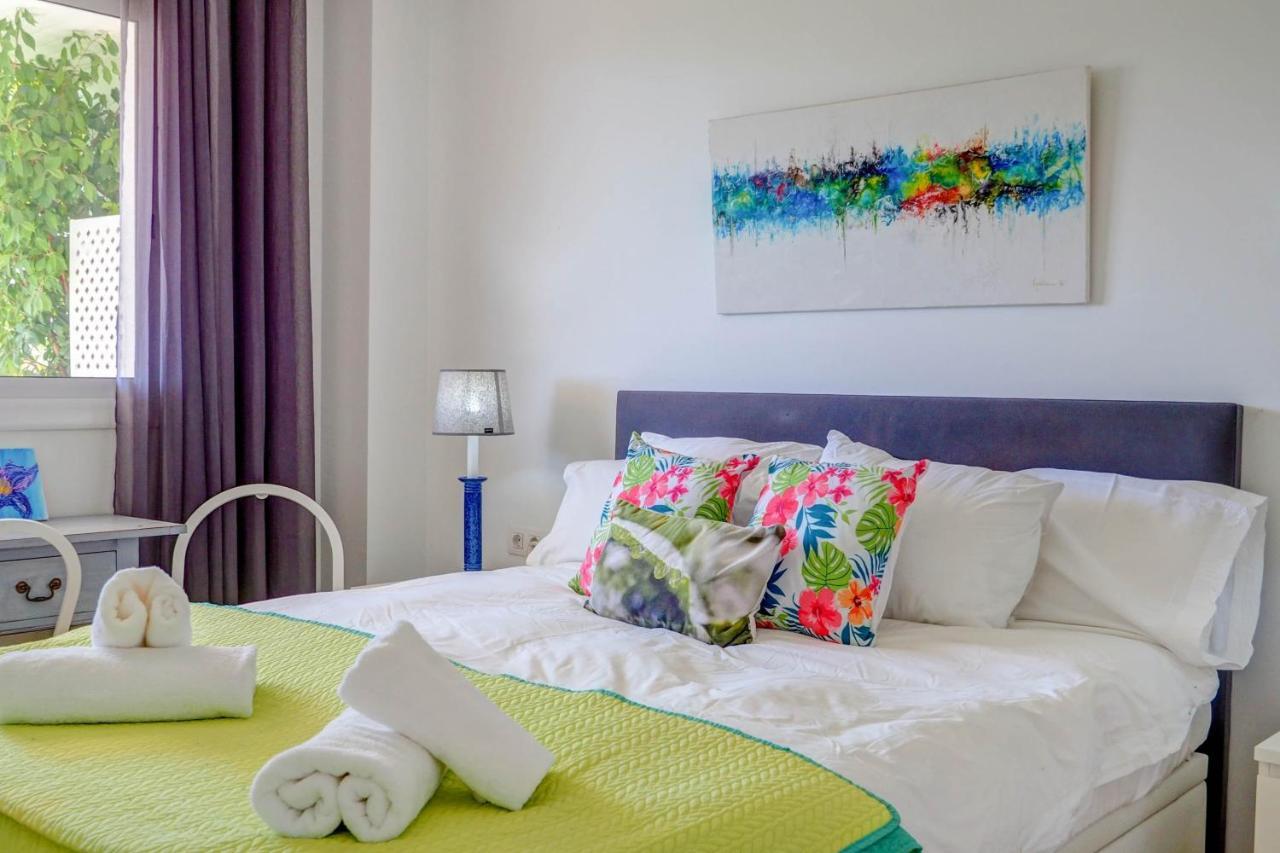 Mediterraneo Seaview Apartment By Hello Homes Sitges Ngoại thất bức ảnh
