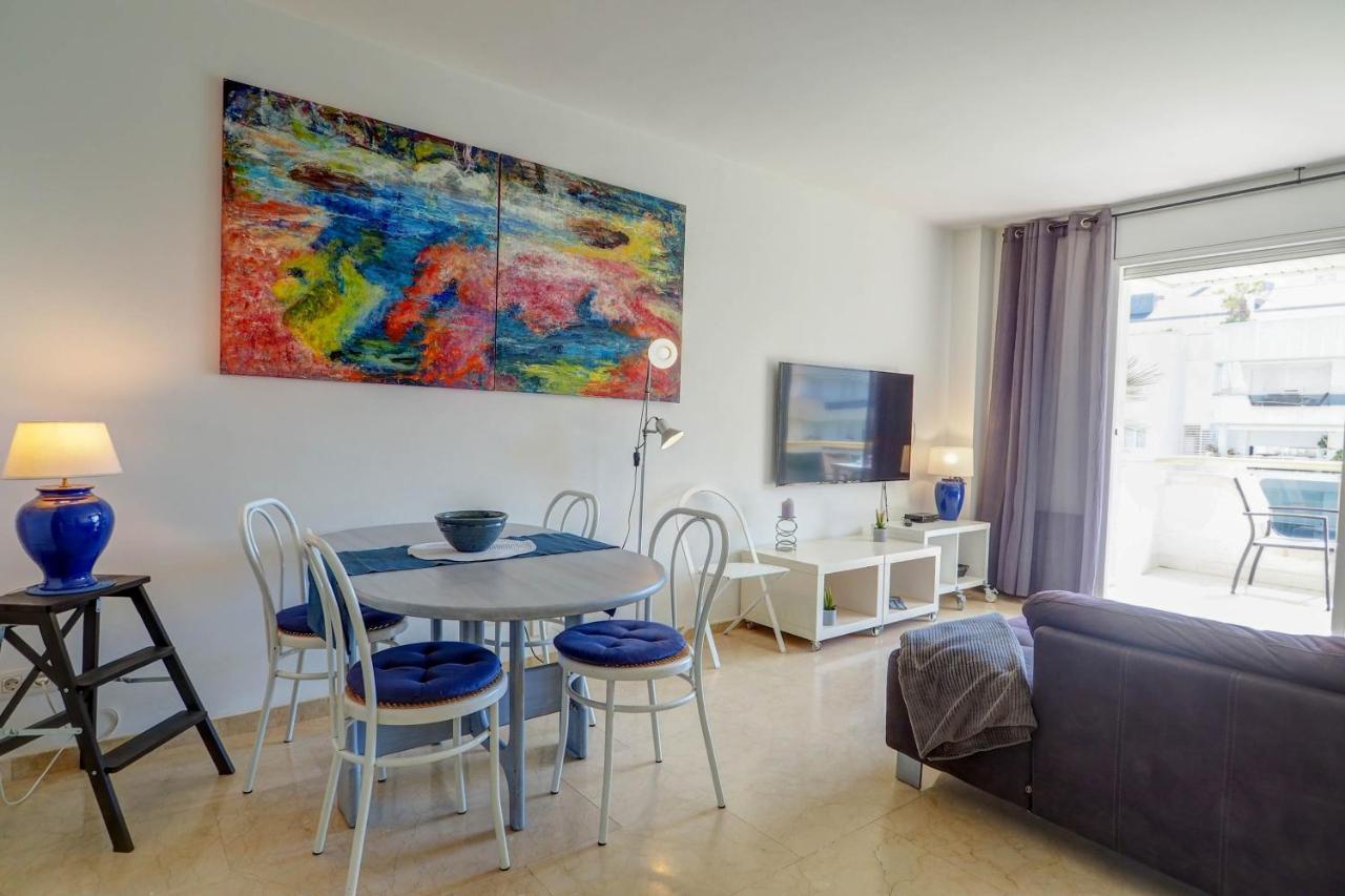 Mediterraneo Seaview Apartment By Hello Homes Sitges Ngoại thất bức ảnh