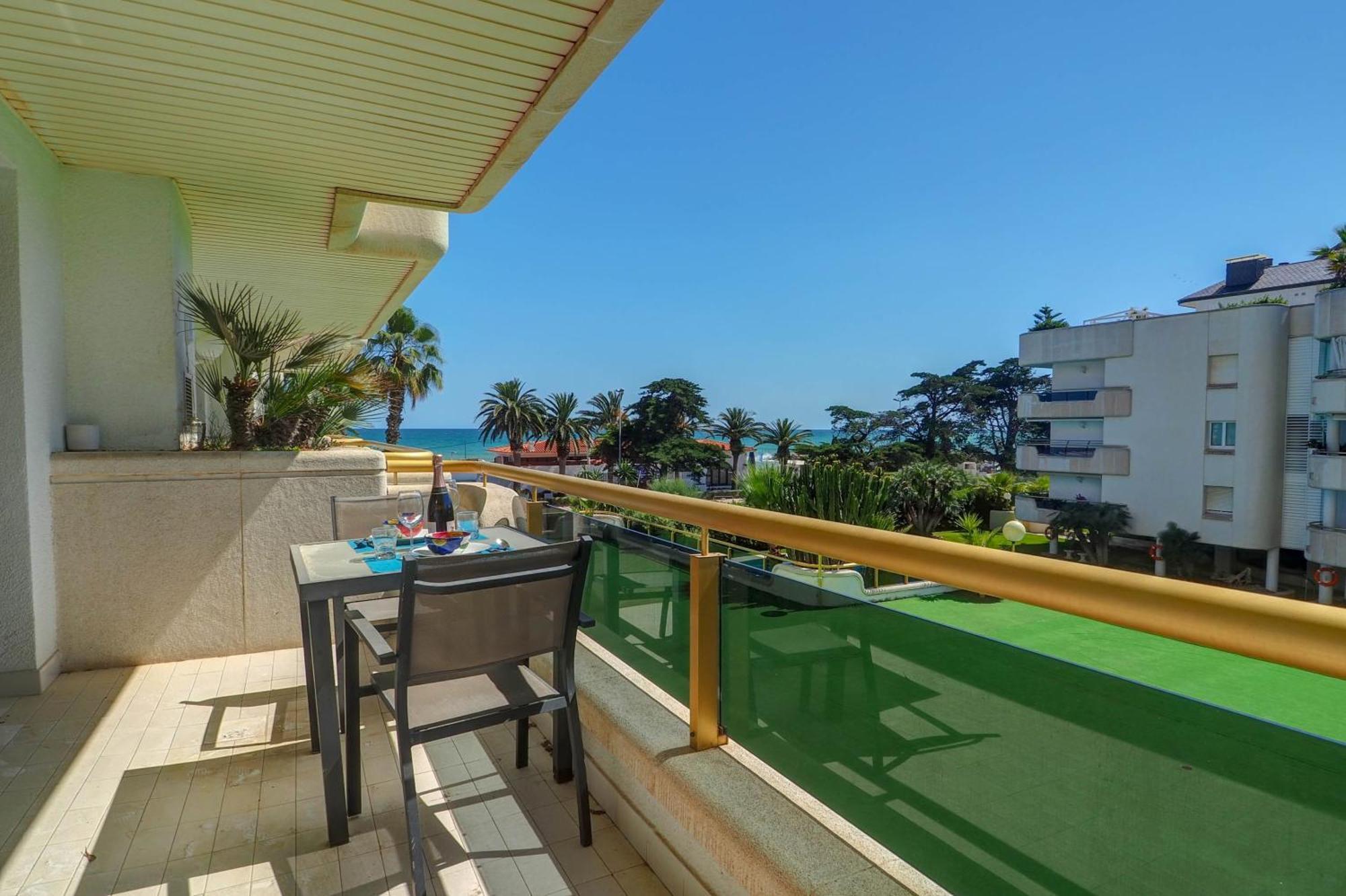 Mediterraneo Seaview Apartment By Hello Homes Sitges Ngoại thất bức ảnh