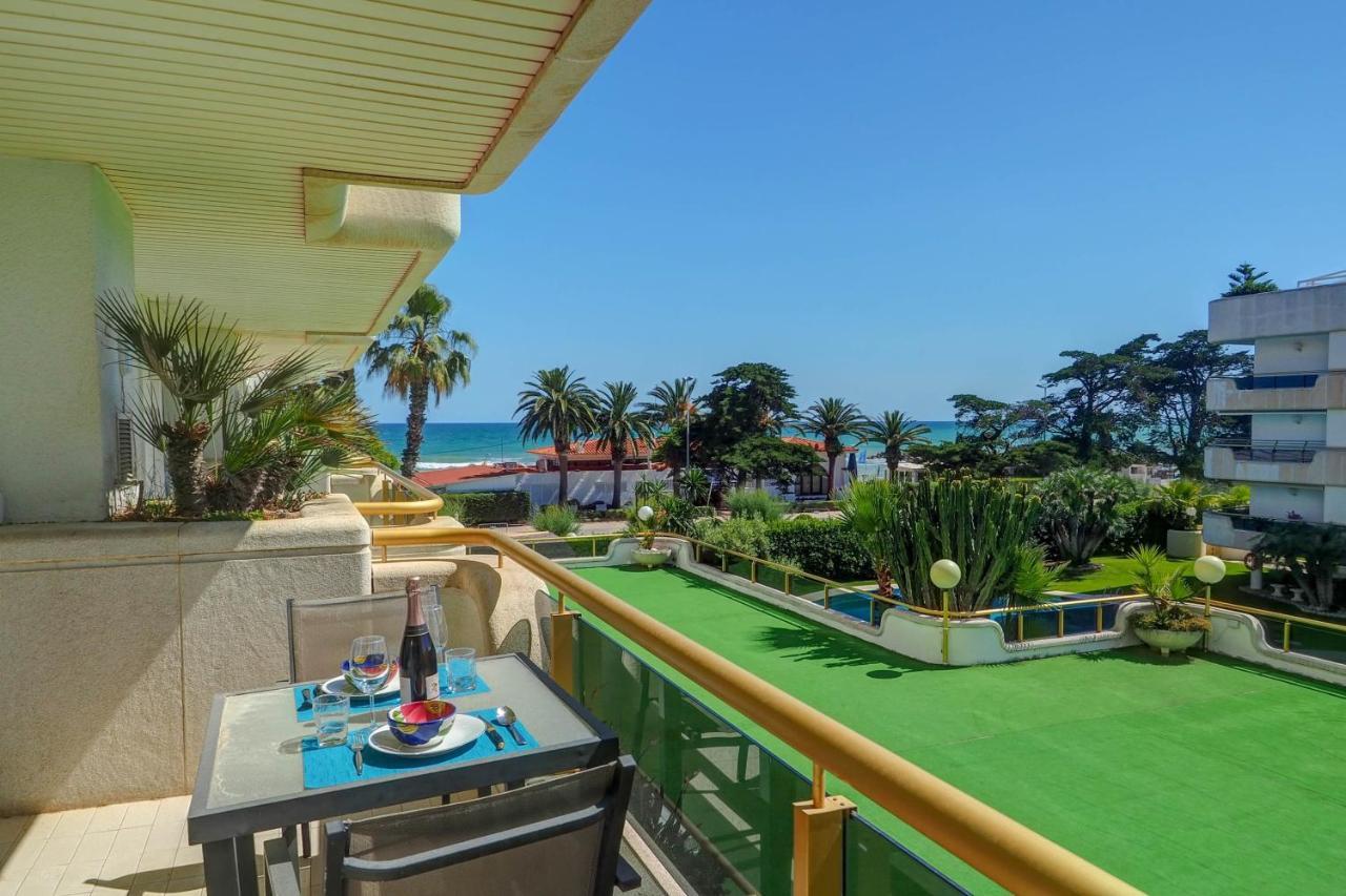 Mediterraneo Seaview Apartment By Hello Homes Sitges Ngoại thất bức ảnh